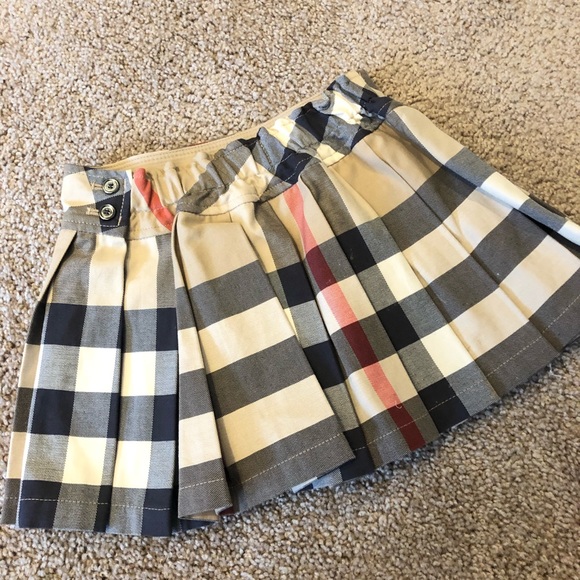 COPY Authentic kids Burberry skirt